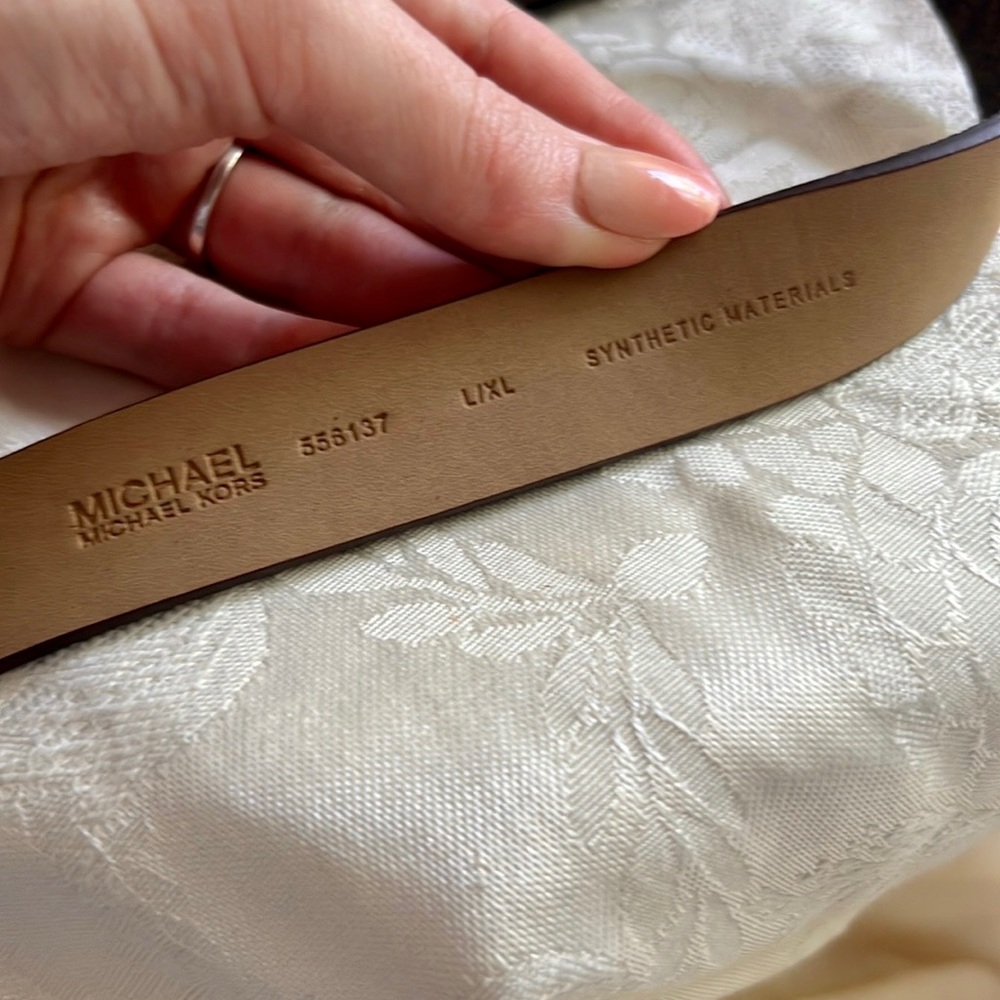 ♥️ BRAND NEW! Micheal Kors Belt Bag - Picture 11 of 11